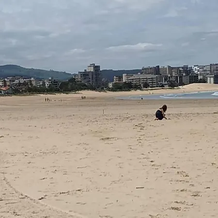 La Casita De Diana Laredo, Casco Antiguo, Playa Cercana, Parking Privado A 300m