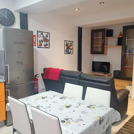 Apartment La Casita De Diana Laredo, Casco Antiguo, Playa Cercana, Parking Privado A 300m