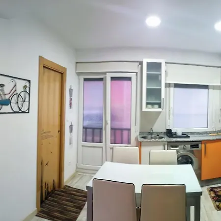 La Casita De Diana Laredo, Casco Antiguo, Playa Cercana, Parking Privado A 300m, Petfriendly