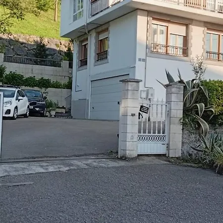 Apartamento La Casita De Diana Laredo, Casco Antiguo, Playa Cercana, Parking Privado A 300m