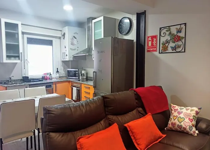 Apartman La Casita De Diana Laredo, Casco Antiguo, Playa Cercana, Parking Privado A 300m, Petfriendly Laredo