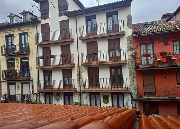 Apartman La Casita De Diana Laredo, Casco Antiguo, Playa Cercana, Parking Privado A 300m, Petfriendly