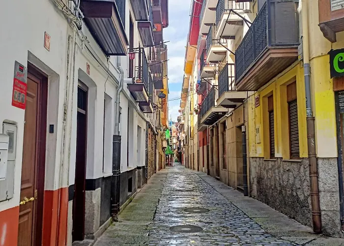 Apartman La Casita De Diana Laredo, Casco Antiguo, Playa Cercana, Parking Privado A 300m, Petfriendly *